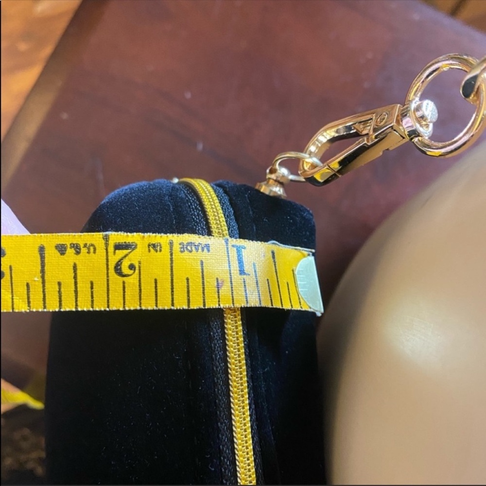 VIP ysl bag w added hardware for crossbody - Picture 5 of 8
